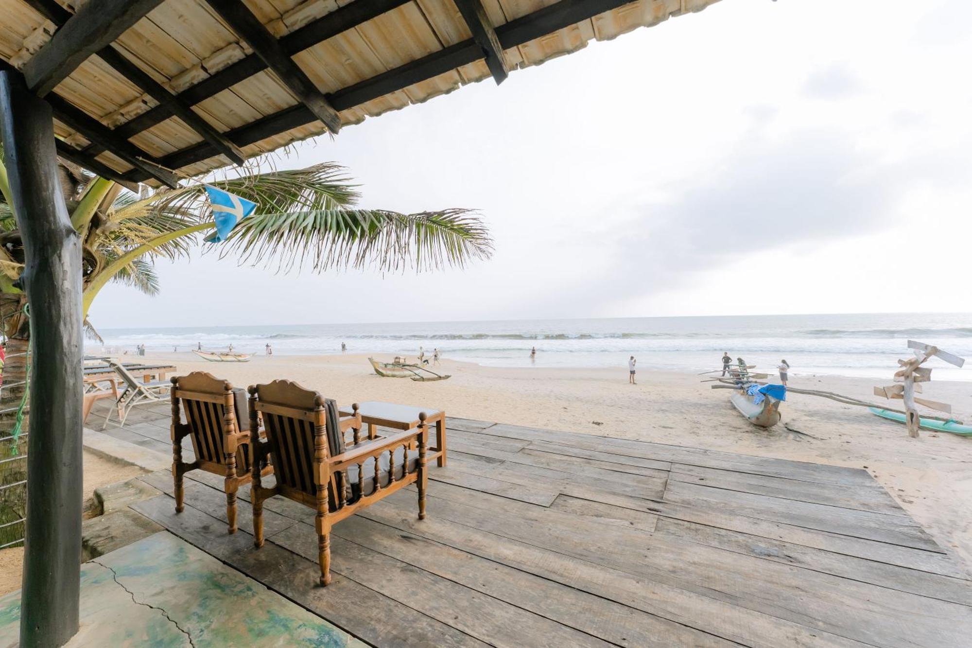 Saman Beach Guest House Bussa 외부 사진